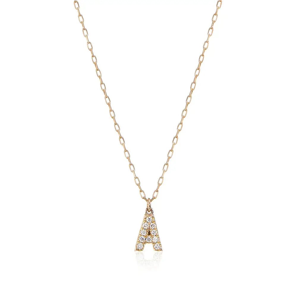 10Kゴールド イニシャルネックレス A 置き画 | ダイヤモンドセッティングのアルファベットAチャーム