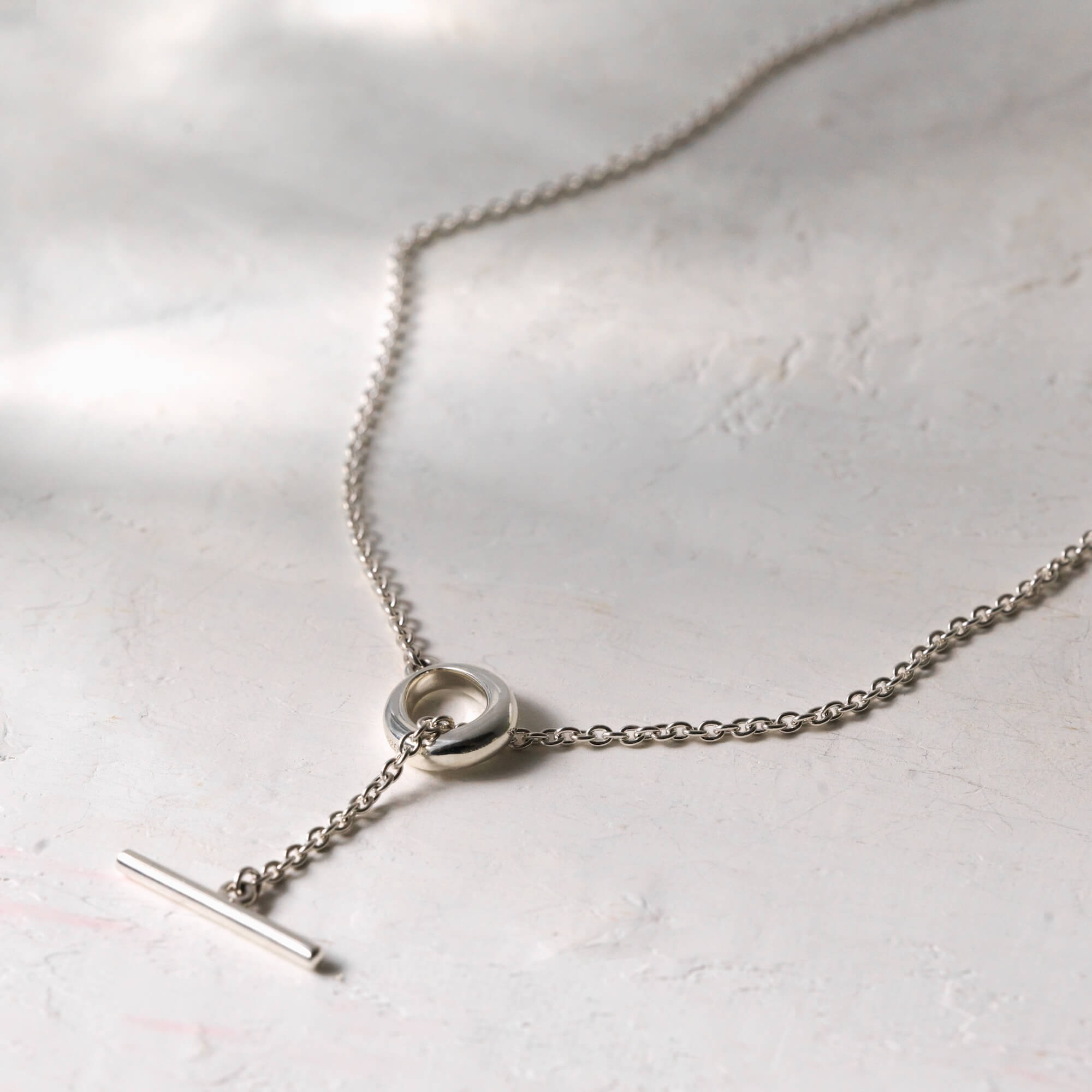 デュードロップネックレス シルバー 全体 | アレンジ自在な50cmのシルバー925チェーン