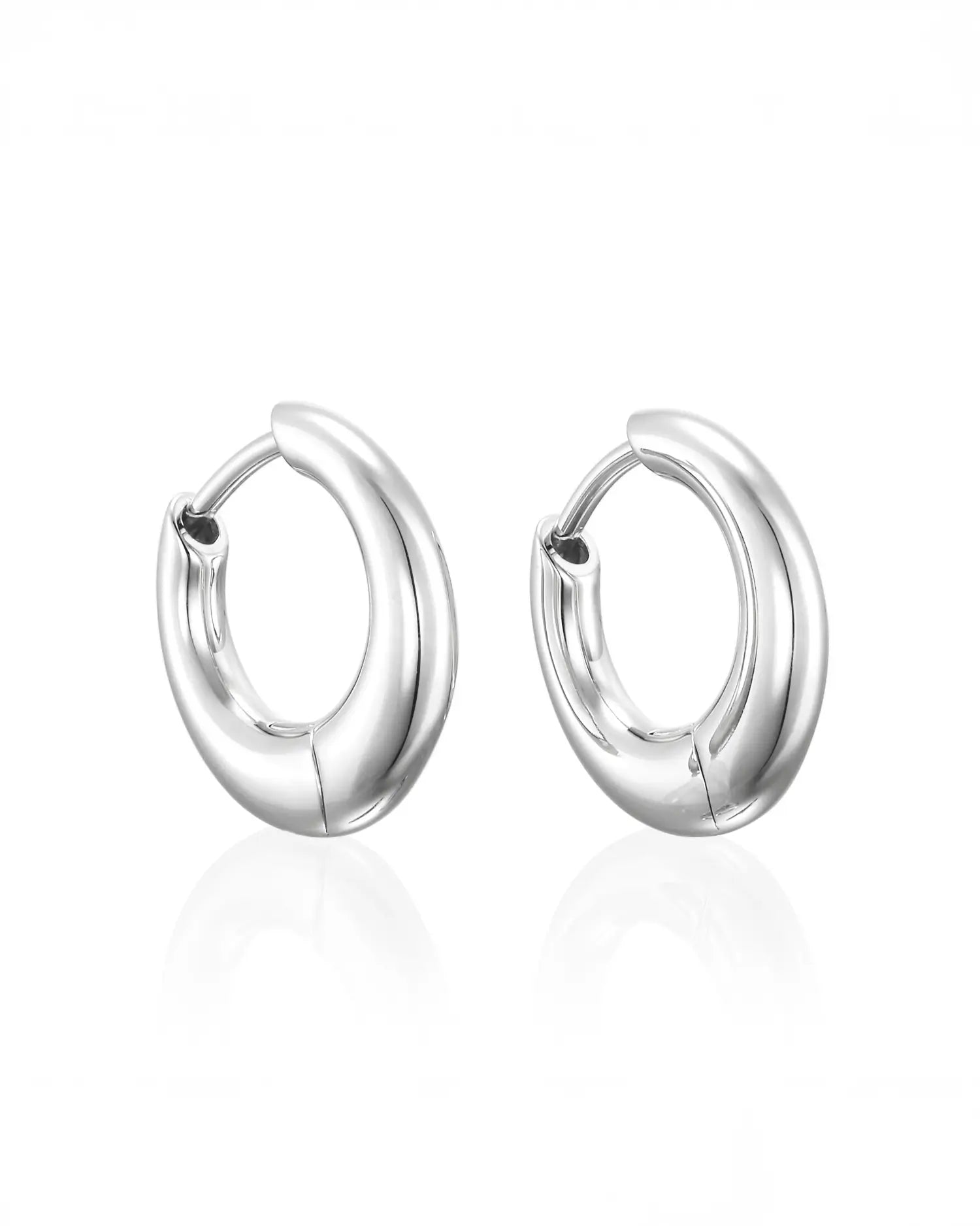 エクリプスフープピアス シルバー ペア | キャッチレスでつけっぱなしOKなドロップ型フープピアス