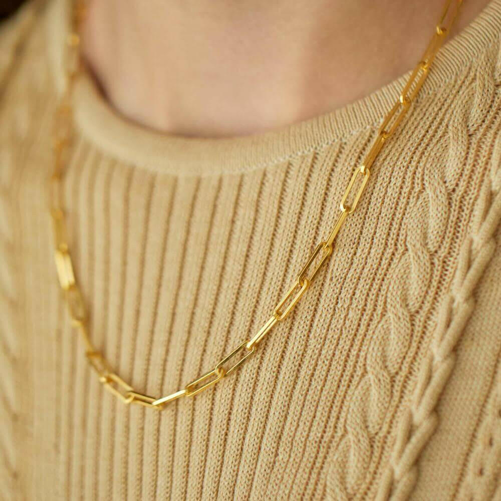 フラットチェーンネックレス ゴールド アップ | 直線的なスクエアパーツが連なる洗練されたデザイン