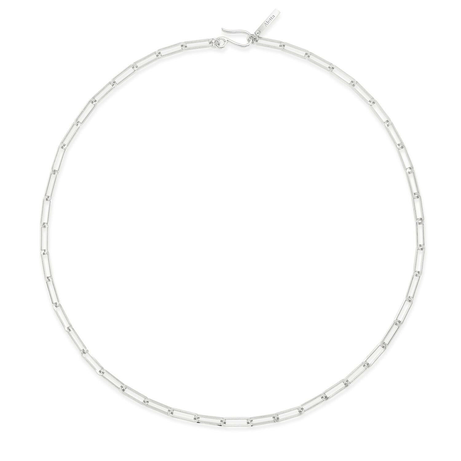 フラットチェーンネックレス シルバー 全体 | シンプルながらエッジの効いたスクエアリンクチェーン