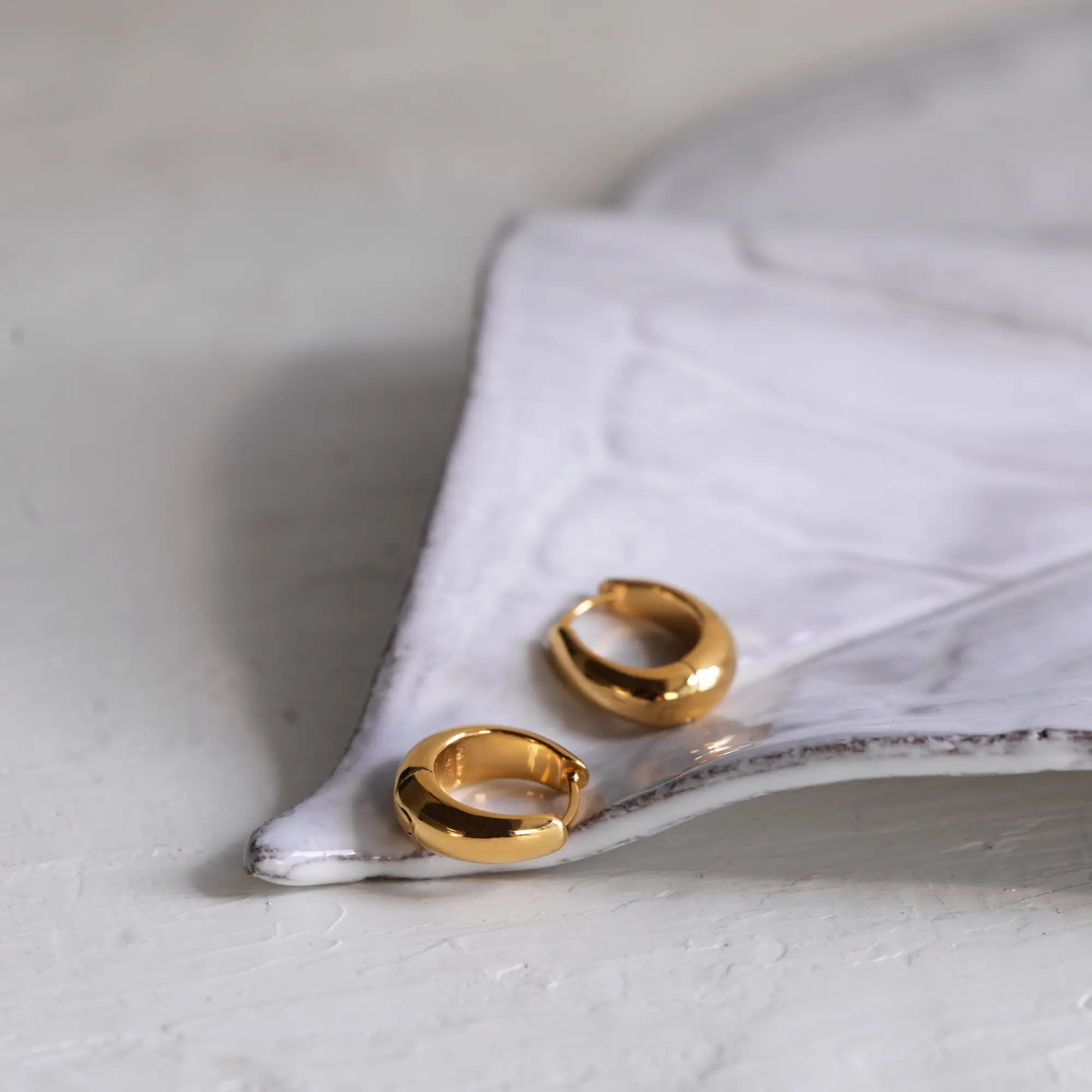 aletta jewelry ヒンジドフープピアス S 18K ヒンジドフープピアス l シルバーアクセサリーブランド Aletta