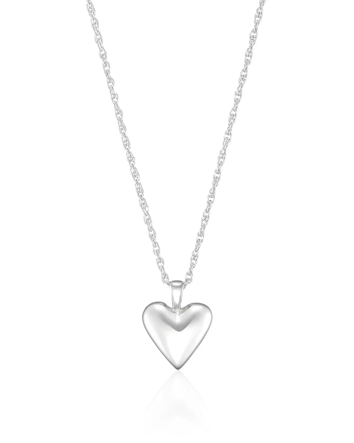 シルバー925 オープンハートネックレス 商品単体画像正面 - 主張しすぎない縦横約9mmの小ぶりなペンダントトップ