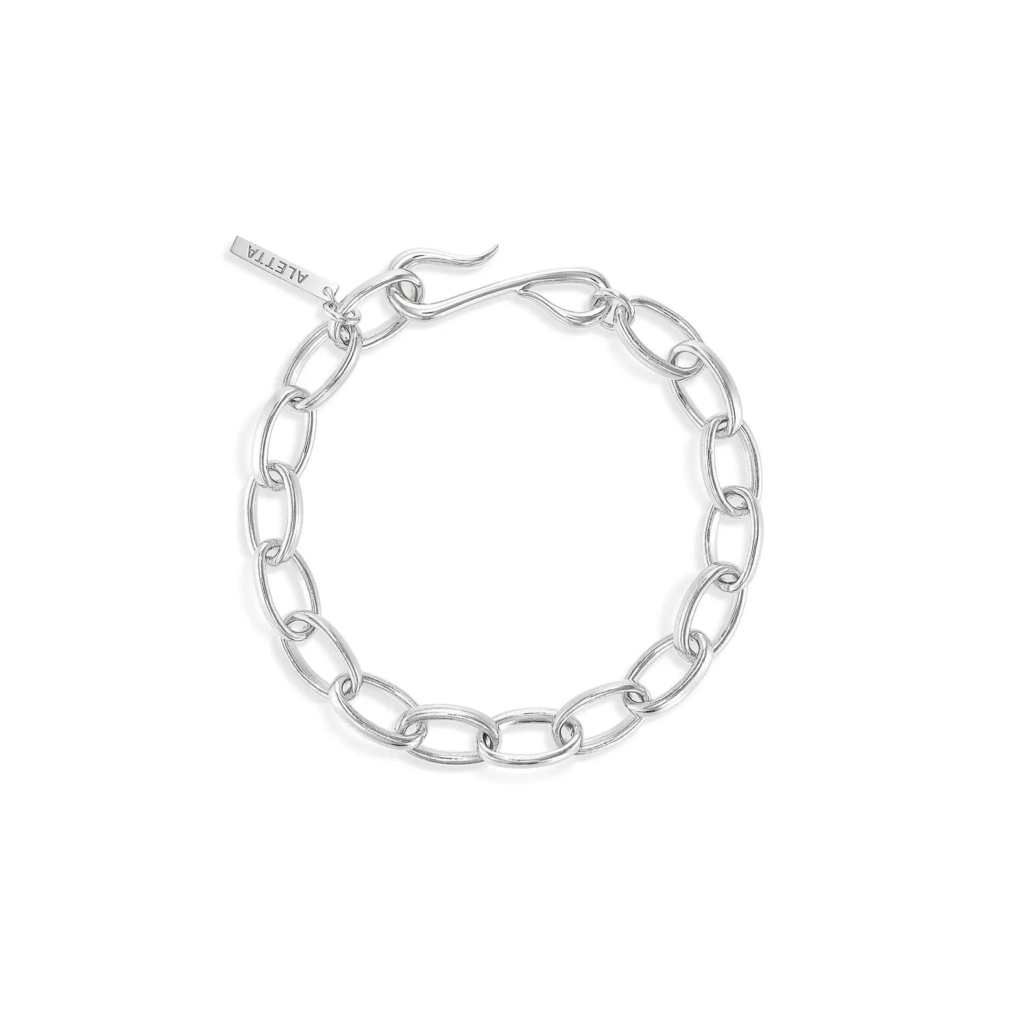 オーバルチェーンブレスレット シルバー 全体 | S/Mの2サイズ展開でペアでも楽しめるユニセックス仕様