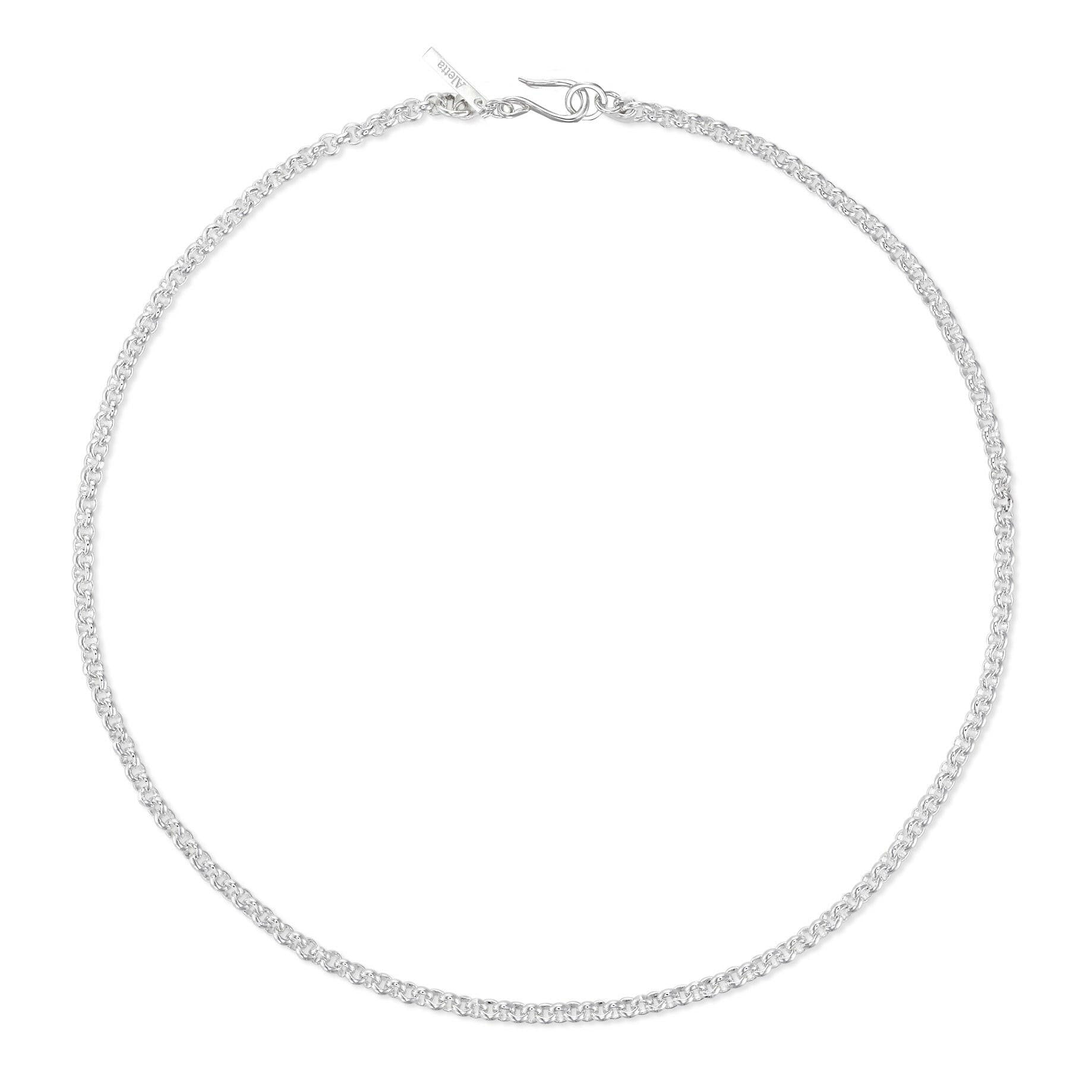 リカランスチェーンネックレス 全体 | 飽きのこないミニマルデザインが魅力のシルバー925ネックレス