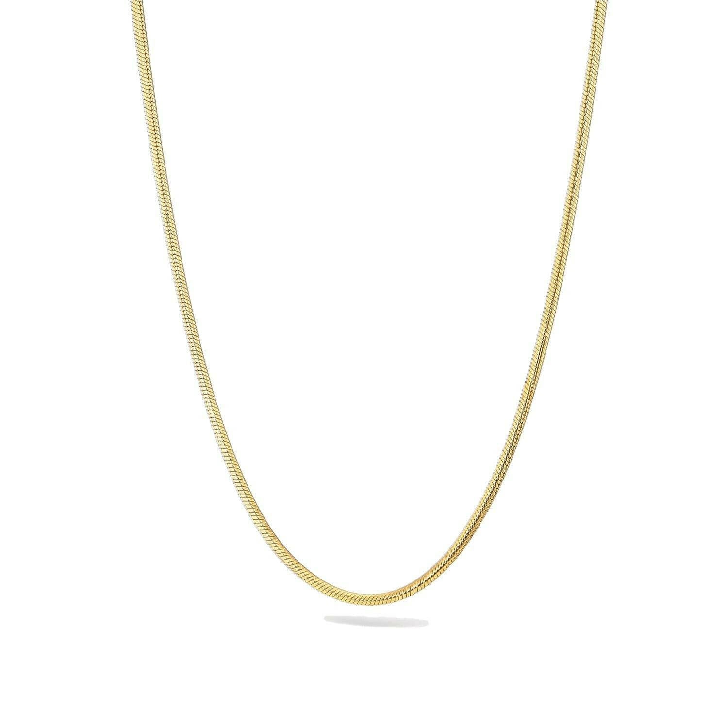 ラウンドスネークネックレス ゴールド 置き画 | 18Kゴールドコーティングが施された滑らかなスネークチェーン