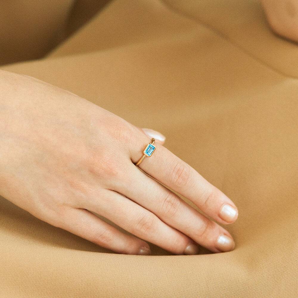 10K Blue Topaz sale Ring