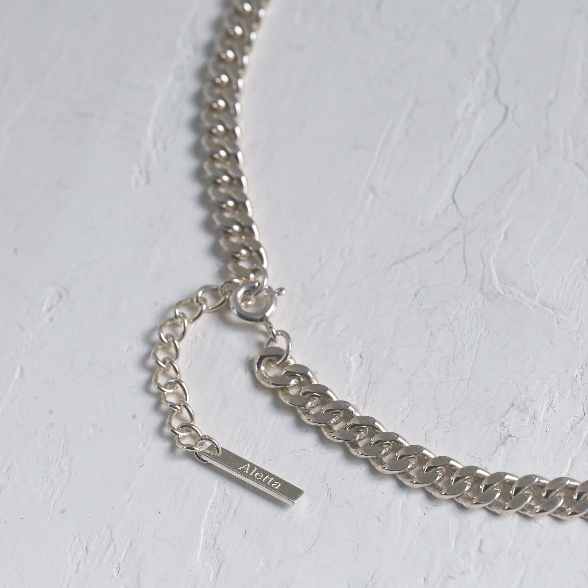 Double ring chain necklace