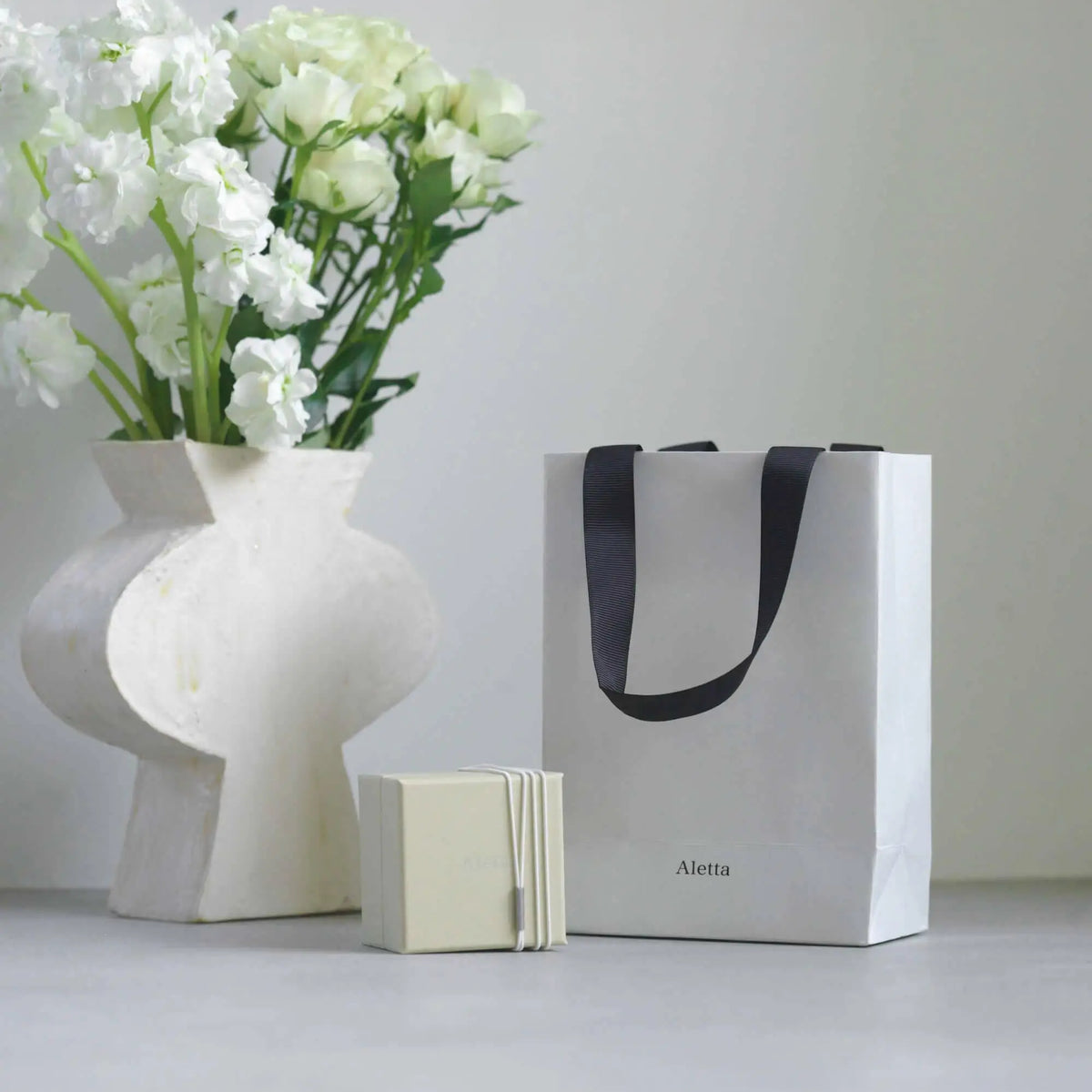 Gift_wrapping.webp?crop=center