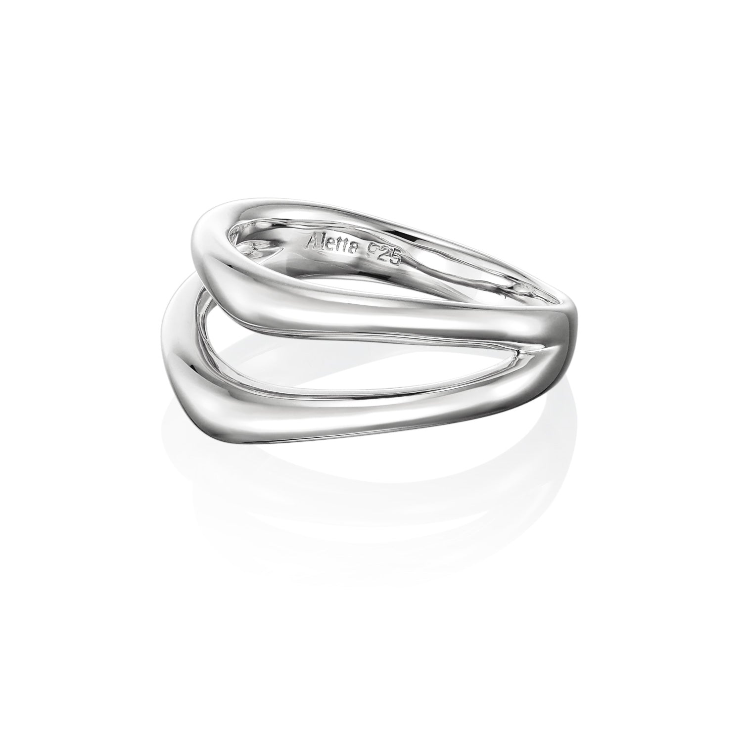 Double curve ring