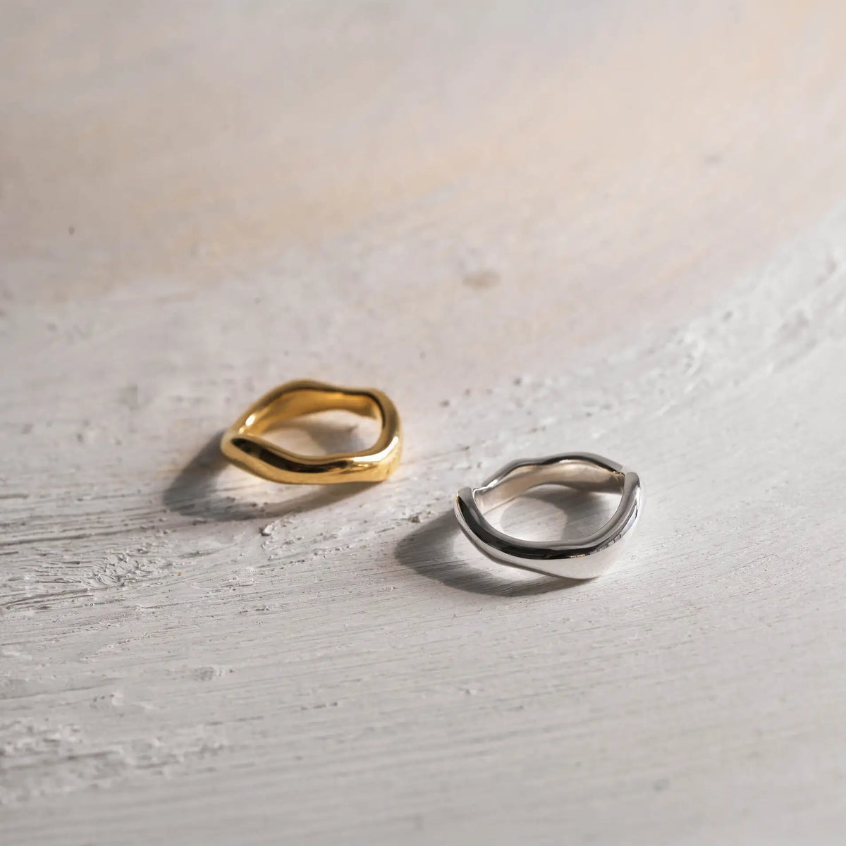 ボールドウェーブリング | 不規則な曲線が魅力のシルバー925主役リング