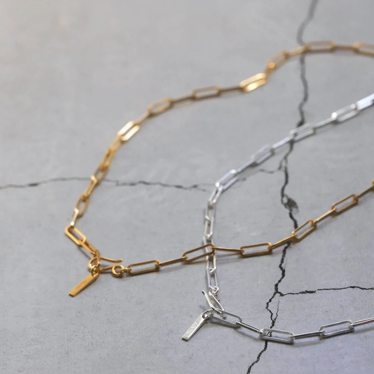 M.U.L.ネックレス マットゴールド スクエアチェーン　セブンフェアリー flat-chain-necklace-02.webp?