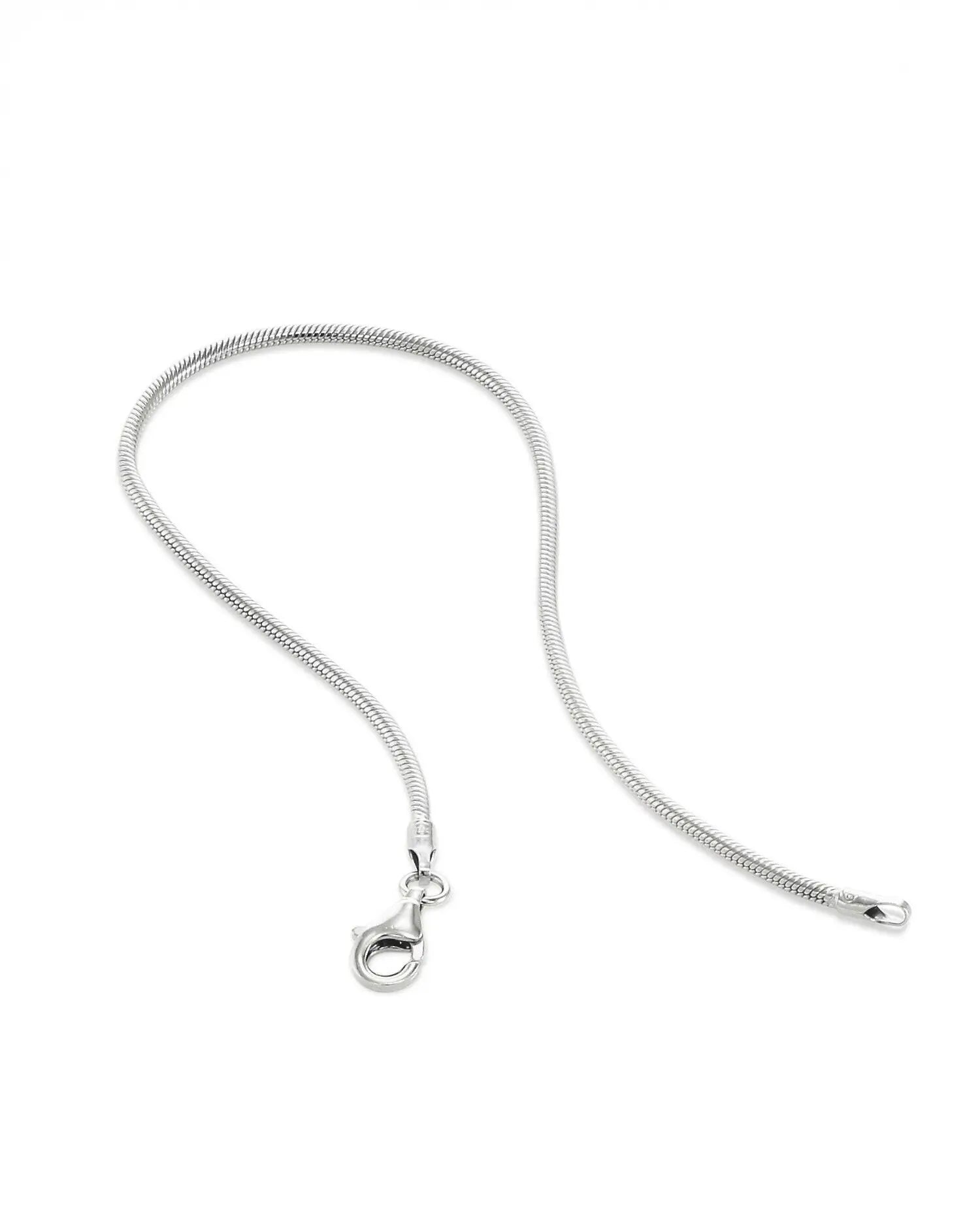 ラウンドスネークブレスレット シルバー 留め具 | 3cmのアジャスターでサイズ調整可能な機能的デザイン