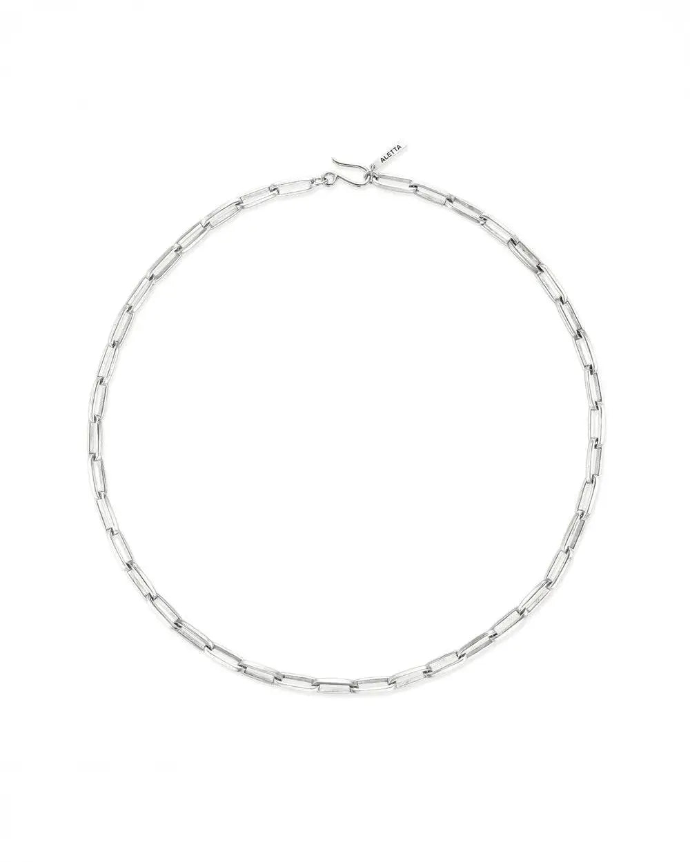 シルバー925 ヴァンテージチェーンネックレス 商品全体画像 - ペアジュエリーやギフトにも最適なつけっぱなしOKの高品質素材