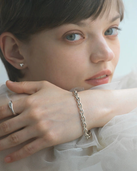 zoe-chain-bracelet-07_grande.